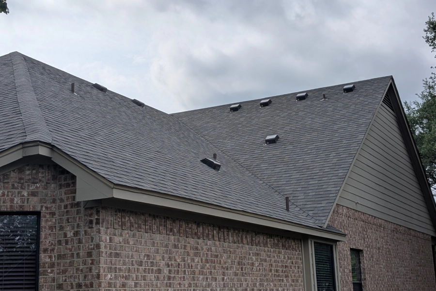 asphalt shingle installation